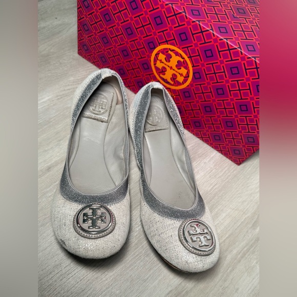 Tory Burch Caroline Ballet Flats Size 8 Pewter Mercury Metallic Tweed Logo - Picture 5 of 12